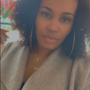 Meet your Posher, Jasmin